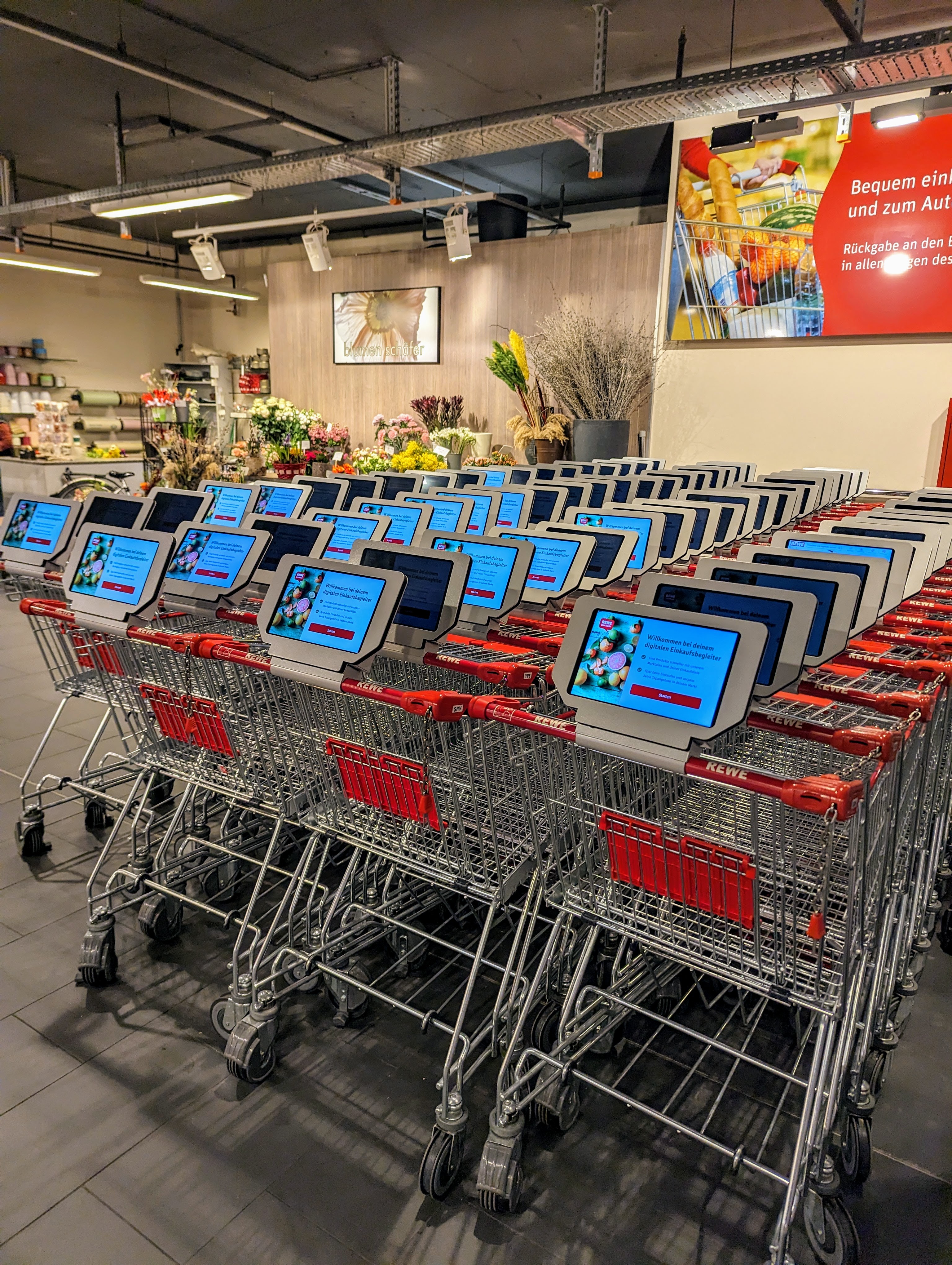 Smart-Cart-Flotte einsatzbereit